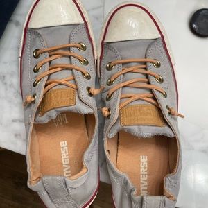 Converse slip on- size 8